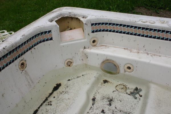 Hot Tub Removal in Tempe